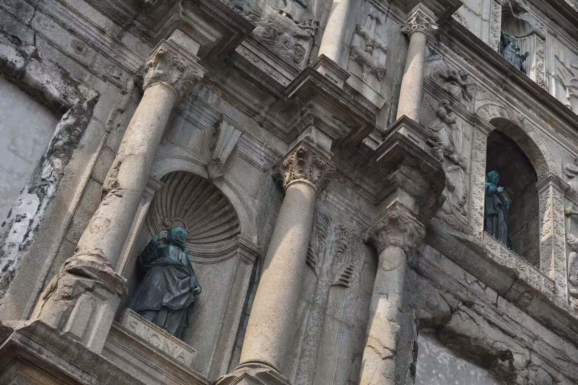 セント・ポールの彫刻
